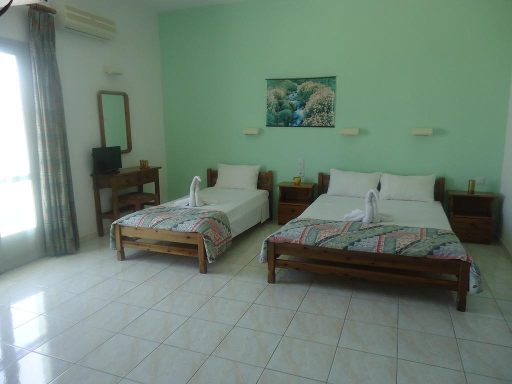 Saloustros Apartments Amoudara Lasithiou Стая снимка