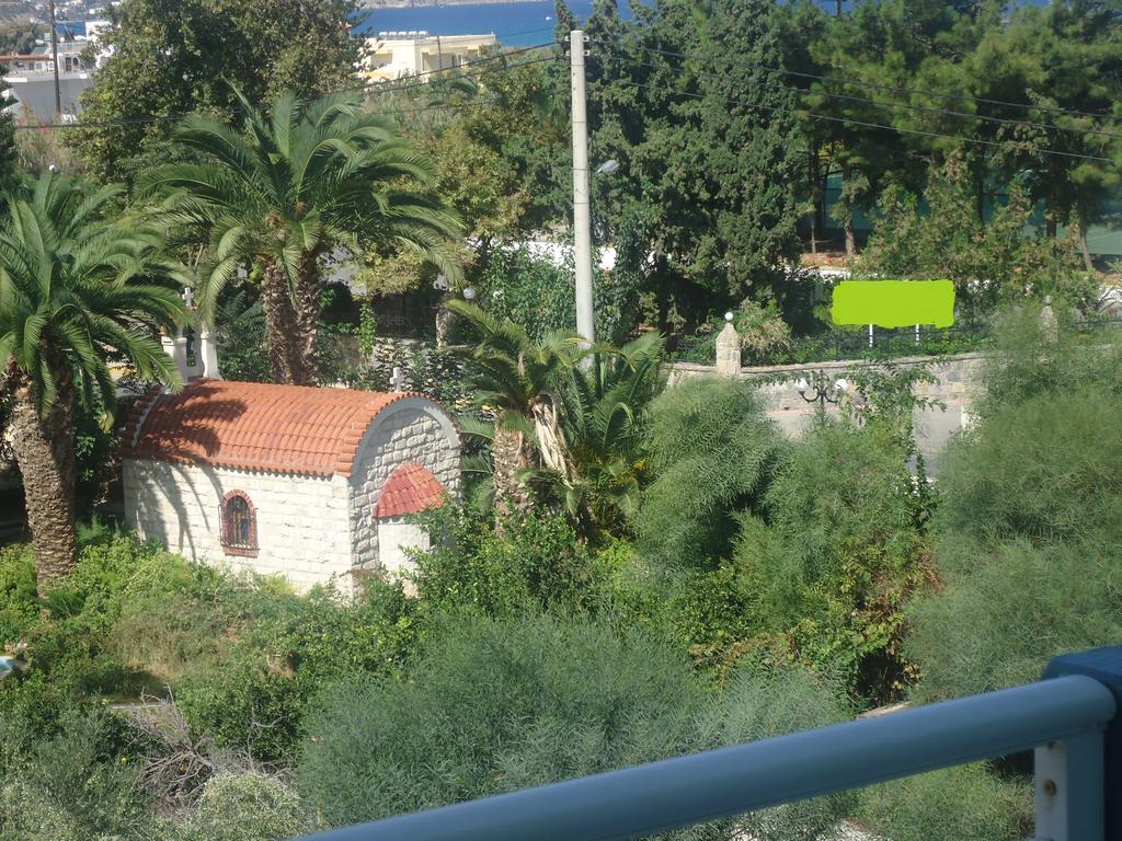 Saloustros Apartments Amoudara Lasithiou Екстериор снимка